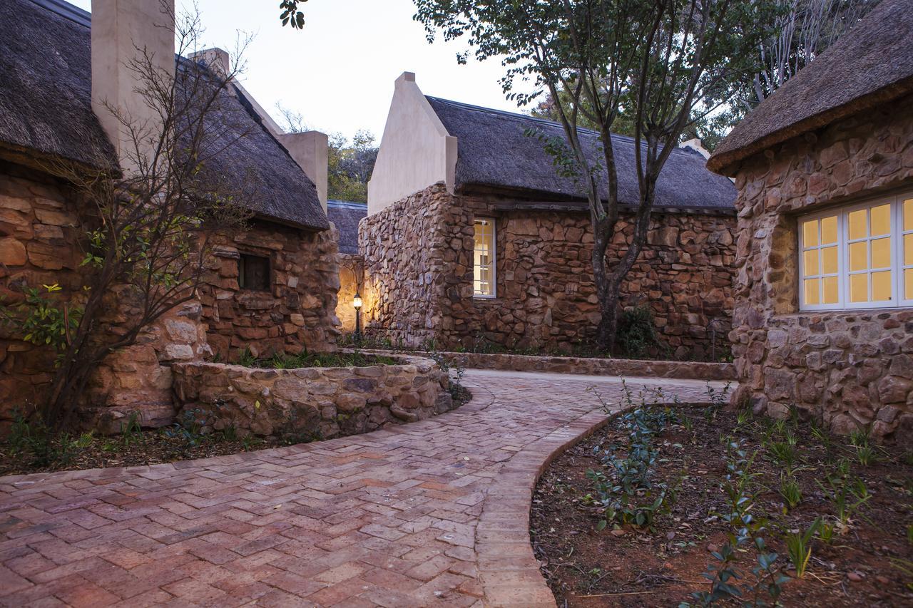 Pierneef'S Kraal Hotel Pretoria Exterior photo